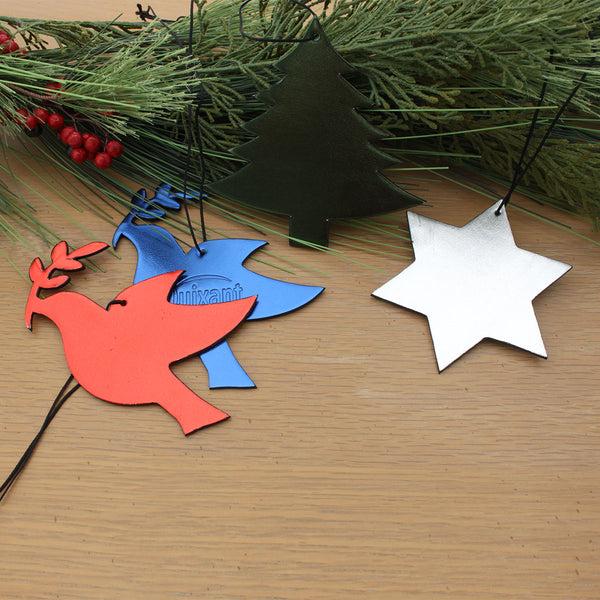 Dacasso Metallic Green Xmas Tree Ornament