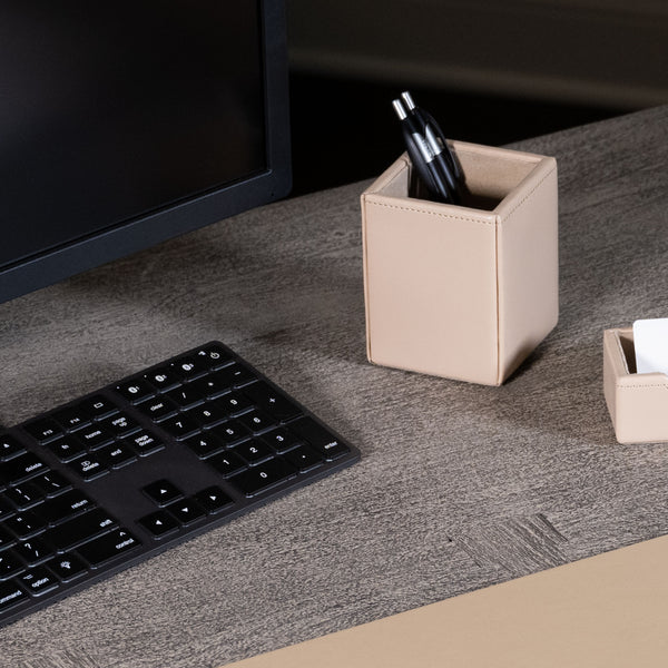 Dacasso White Latte Bonded Leather Pencil Cup