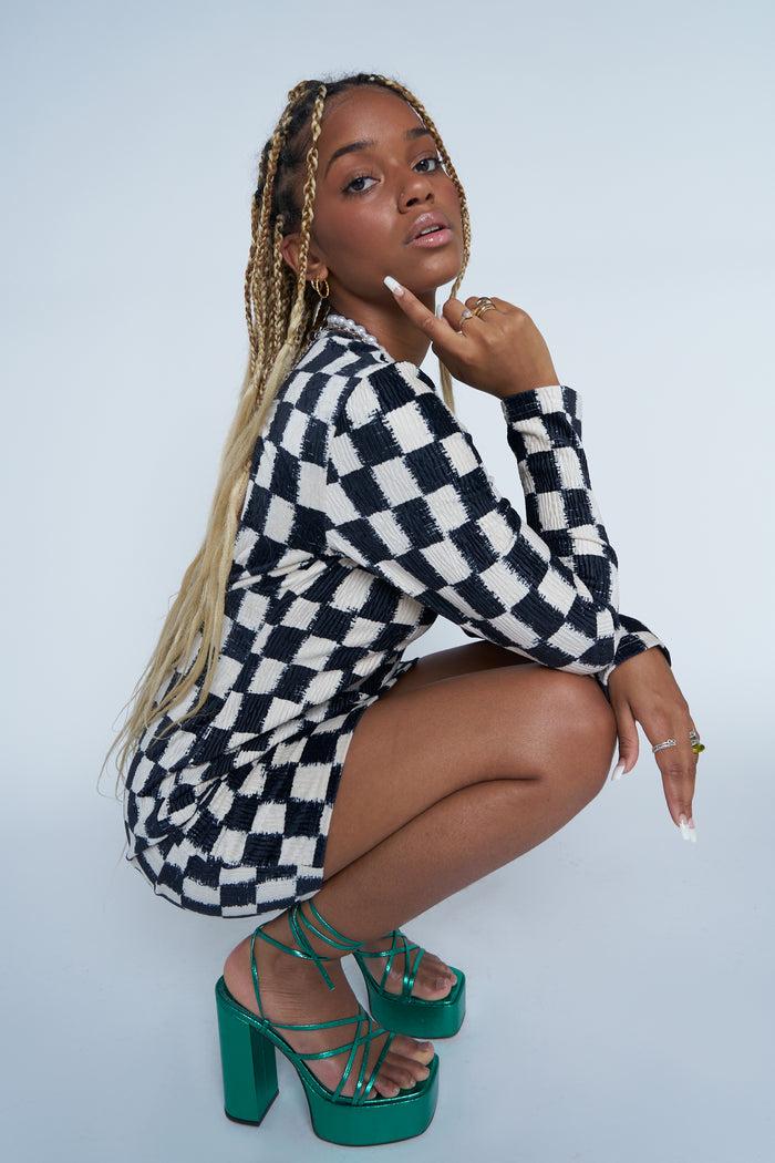 Daisy Street Daisy Street Plisse Velvet Myah Dress