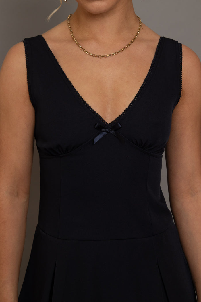 Daisy Street Daisy Street V-Neck Fitted Mini Dress