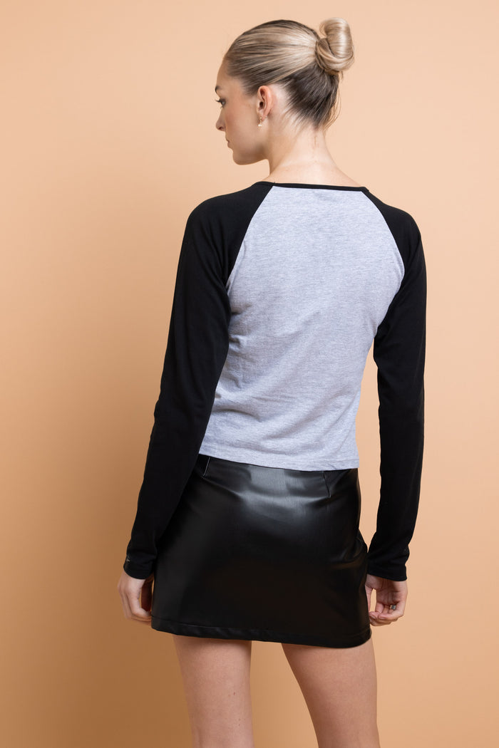 Daisy Street Daisy Street Deer Contrast Raglan Sleeve Tee