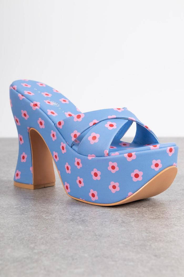 Daisy Street Daisy Street Platform Heeled Sandals In Blue Floral Print