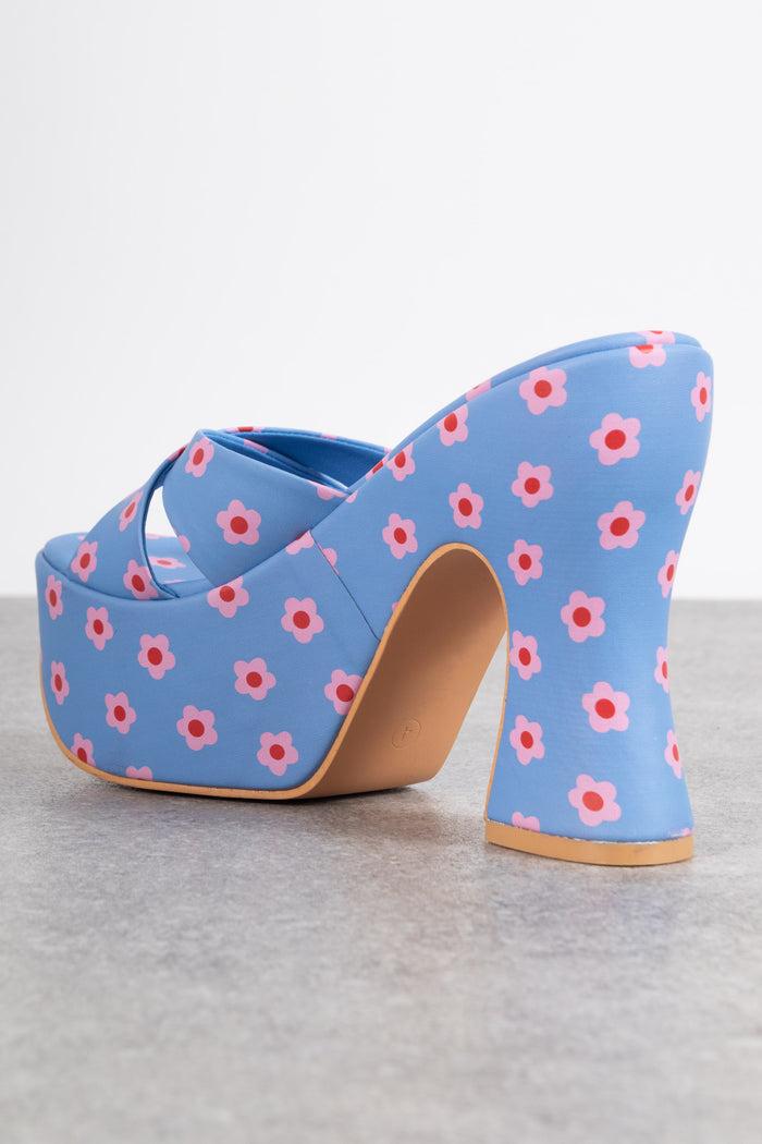 Daisy Street Daisy Street Platform Heeled Sandals In Blue Floral Print