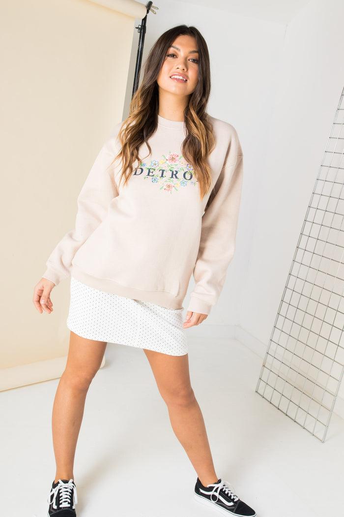 daisy street Daisy Street Relaxed Sweatshirt with Detroit Print