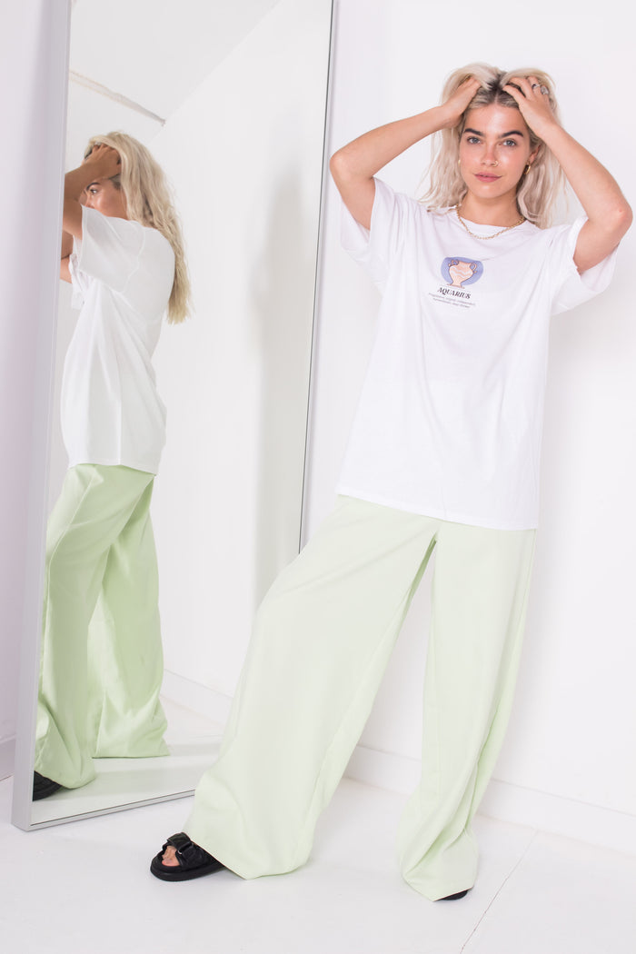 Daisy Street Daisy Street Relaxed T-Shirt With Aquarius Print