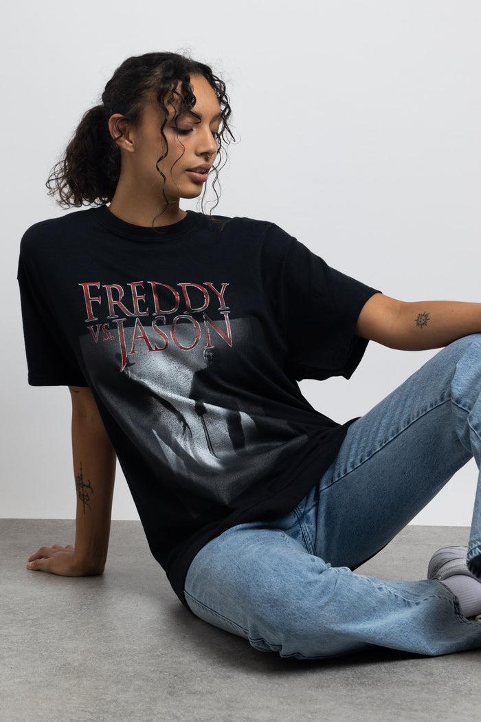 Daisy Street Daisy Street Relaxed T-Shirt With Freddy Vs Jason Graphic