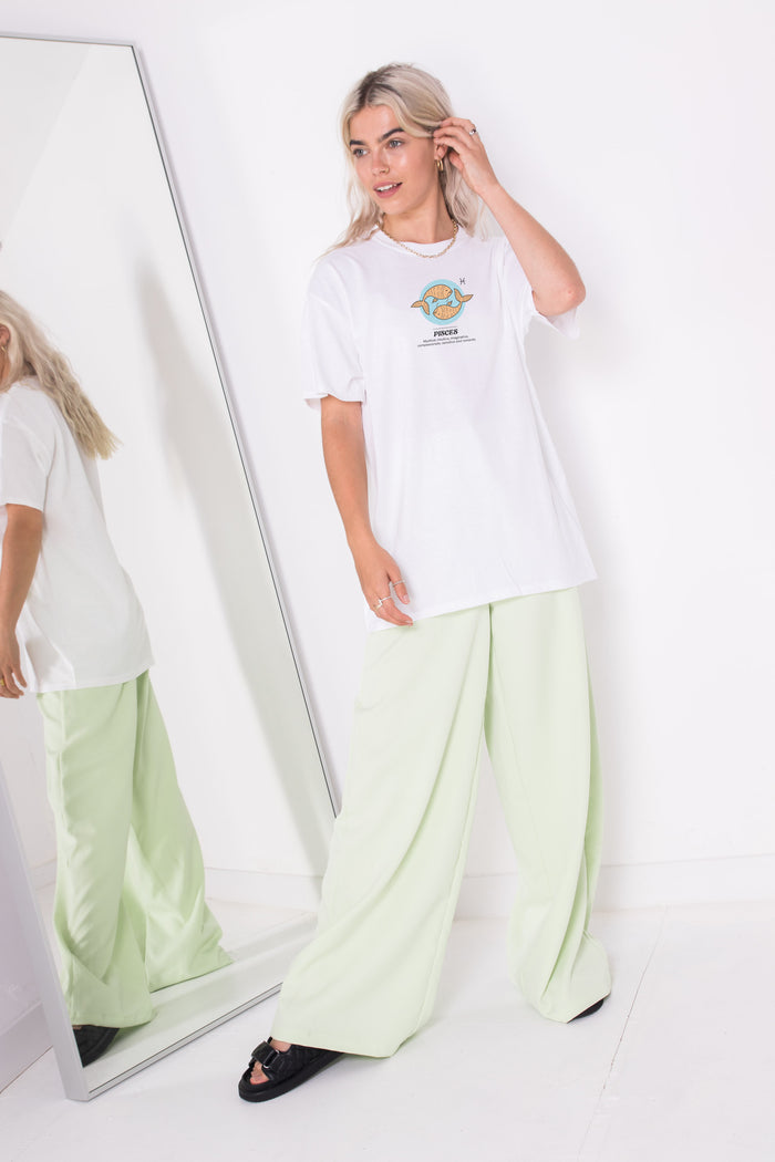 daisy street Daisy Street Relaxed T-Shirt with Pisces Print