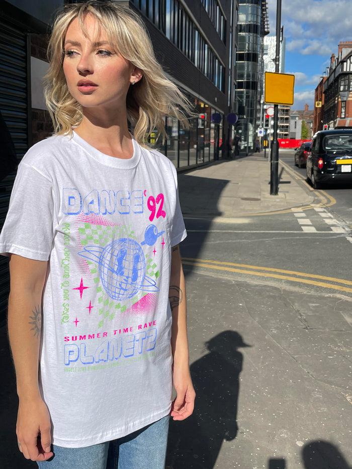 Daisy Street Daisy Street Relaxed T-Shirt With Planet Rave Print