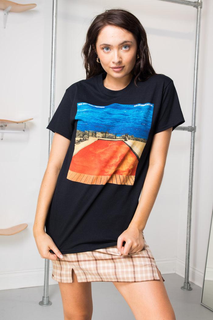 Daisy Street Daisy Street Relaxed T-Shirt With Red Hot Chili Peppers Print