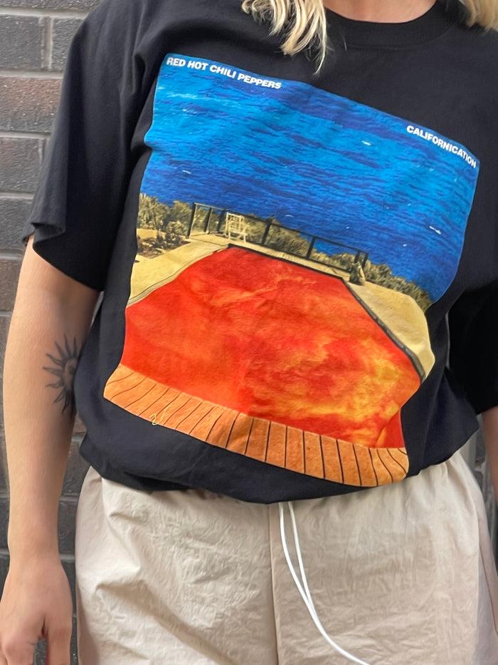 daisy street Daisy Street Relaxed T-Shirt with Red Hot Chili Peppers Print