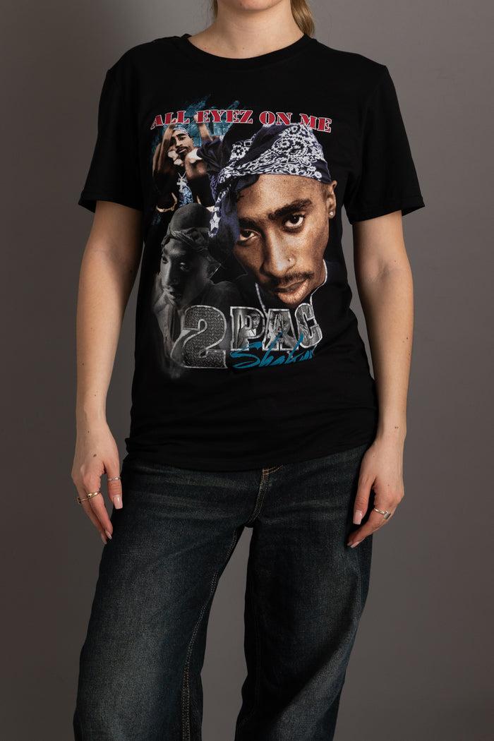 daisy street Daisy Street Relaxed T-Shirt with Tupac "All Eyes On Me" Slogan