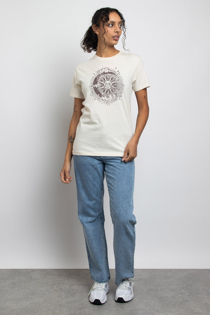 Daisy Street Daisy Street Relaxed T-Shirt With Venice Sun And Moon Graphic