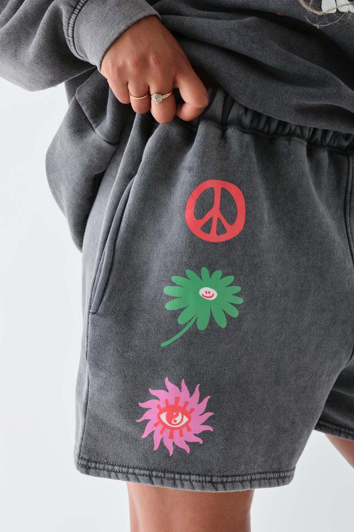 Daisy Street Daisy Street Shorts With Graphic Prints