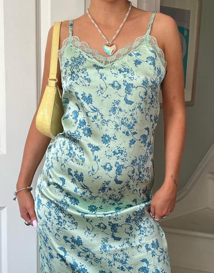 Daisy Street Daisy Street X Chloe Davie 90s Printed Maxi Dress With Lace Trim