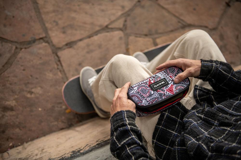 Dakine School Case X Independent