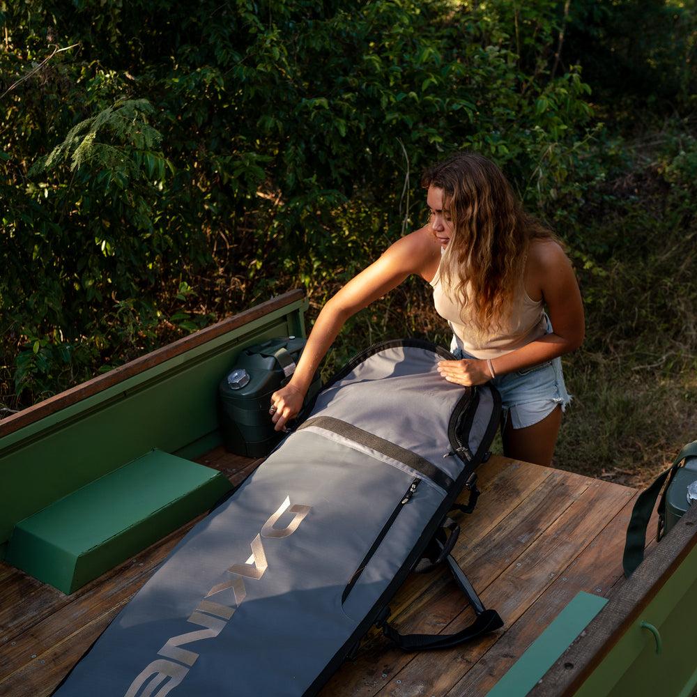 Dakine Daylight DLX Surfboard Bag Thruster - Castlerock/Stone