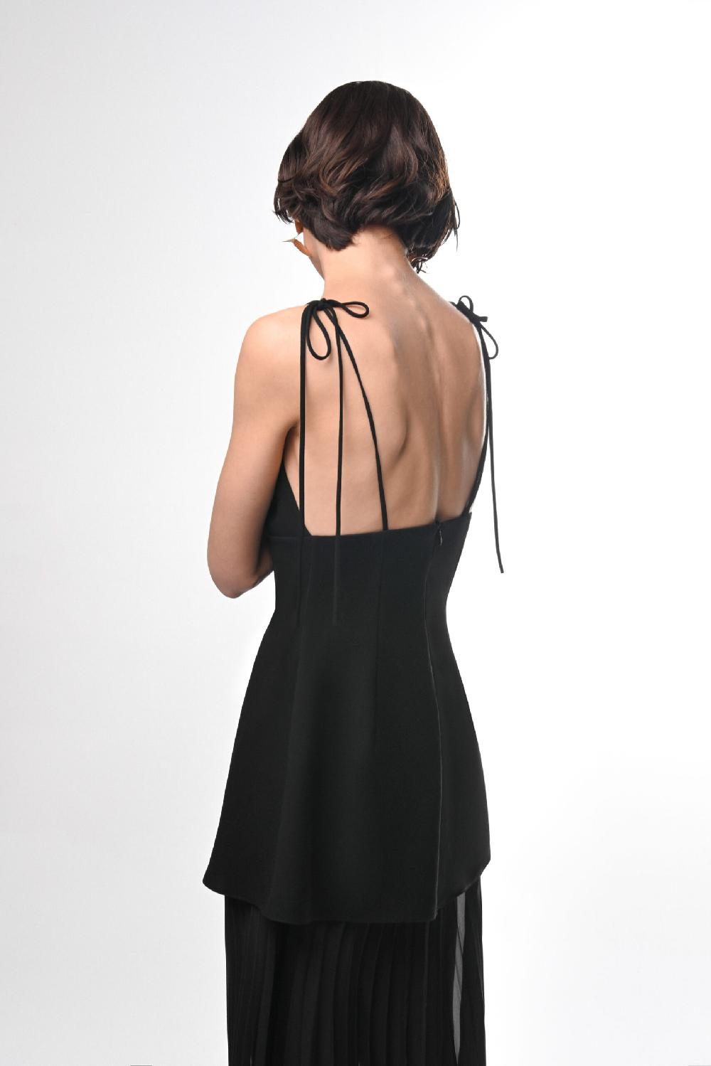 Dalood Black Maxi Dress With Pleats