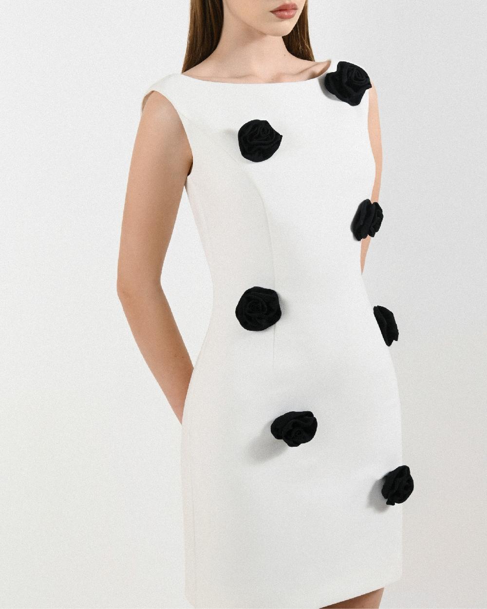Dalood Rose Dress In White