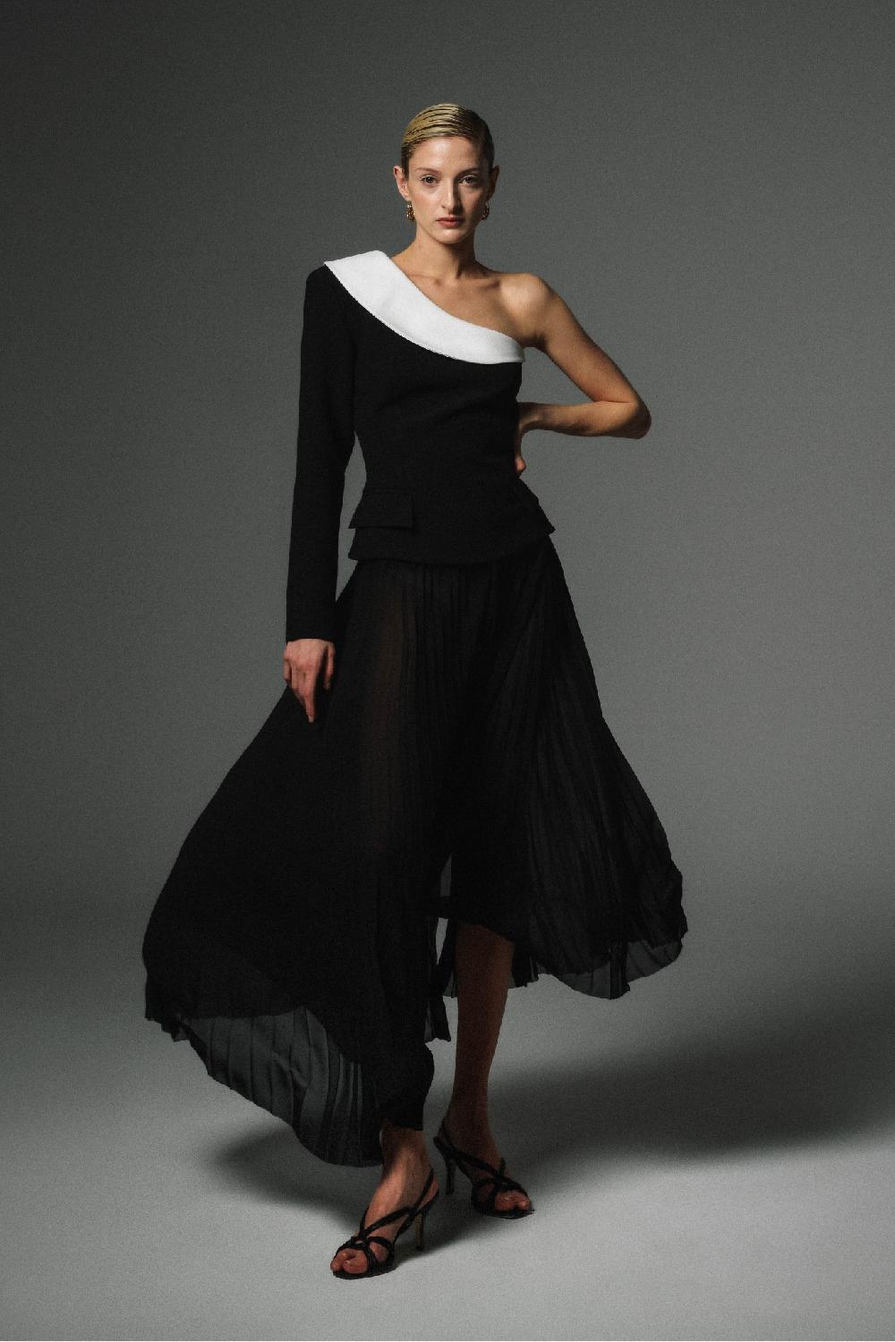 Dalood Two Toned Top