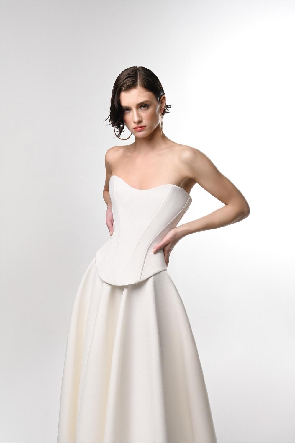 Dalood White Midi Skirt