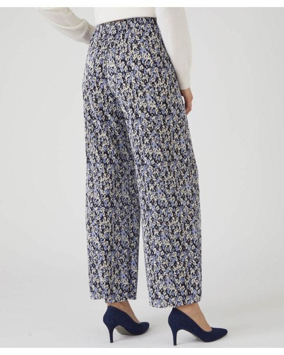 Damart 7/8 Pleated Trousers