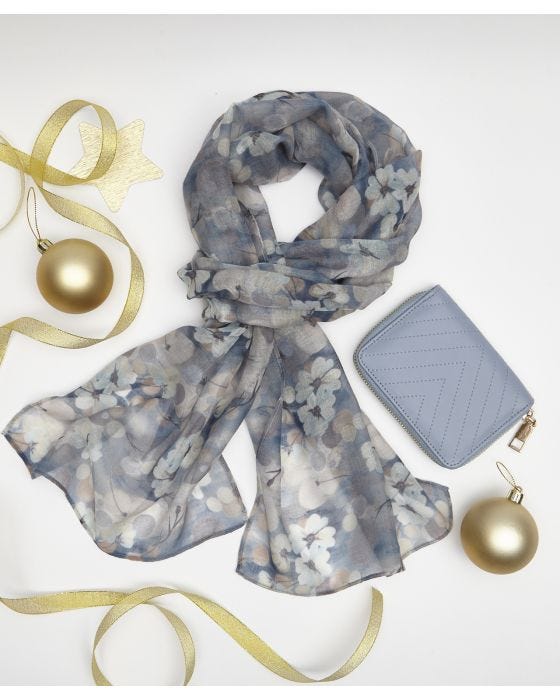 damart Scarf Necklace & Purse Set