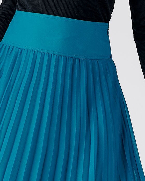 Damart Teal Pleated Skirt