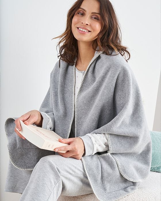 damart Thermolactyl Fleece Shawl