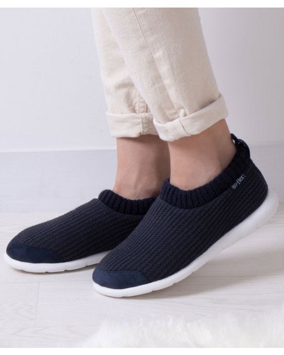 damart totes Isotoner Ladies Iso-Flex Waffle Bootie Slipper