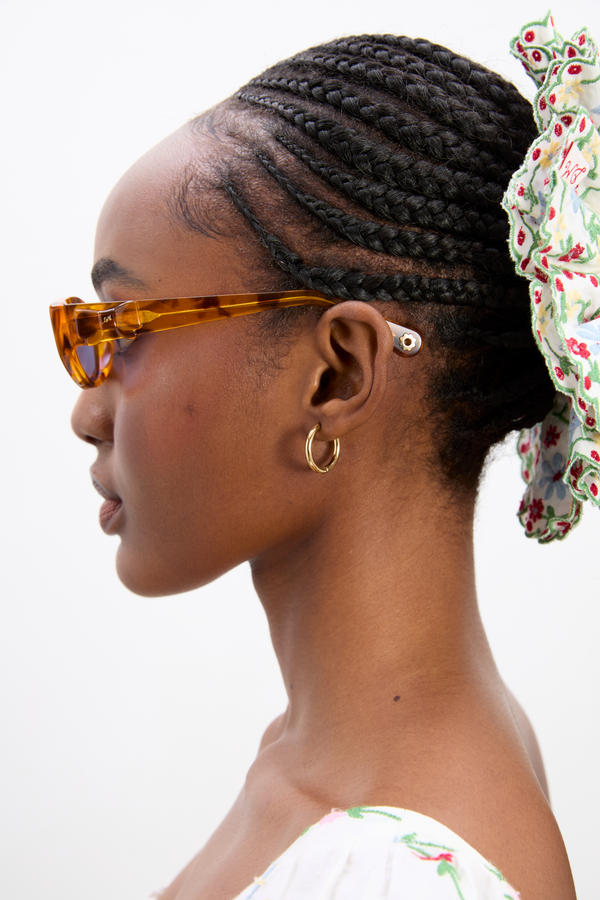 Damson Madder Catty Oval Sunglasses With Bow Detail In Tort