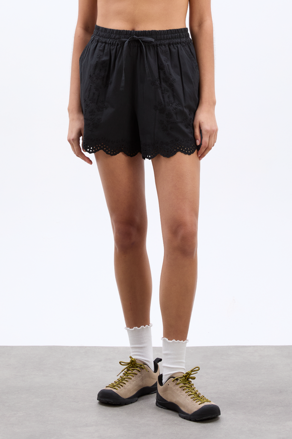 damson madder blondey shorts - black embroidery