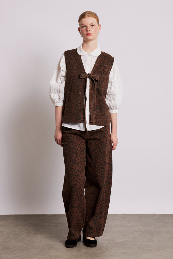 damson madder dilly denim gilet - dark leopard