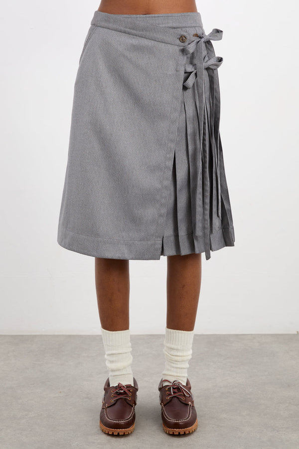 damson madder kat kilt - grey pinstripe