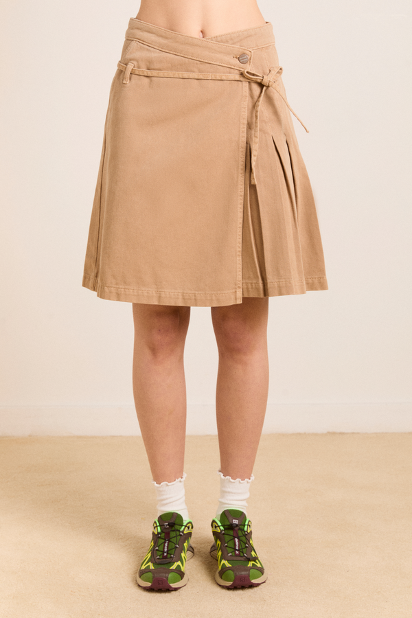 damson madder kat kilt - tan