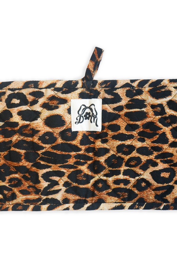 Damson Madder Oven Gloves - Leopard