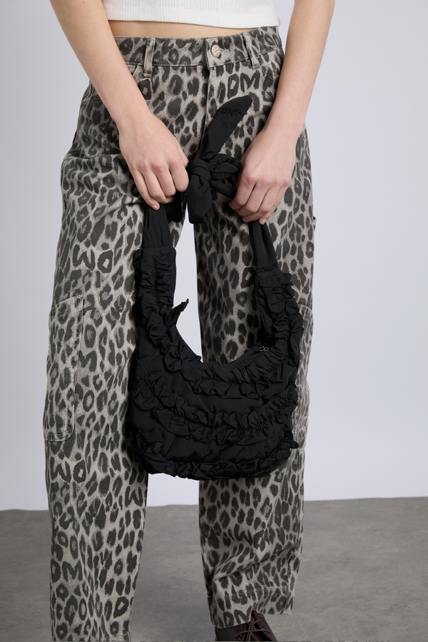 Damson Madder Quinn Slouchy Bag In Black