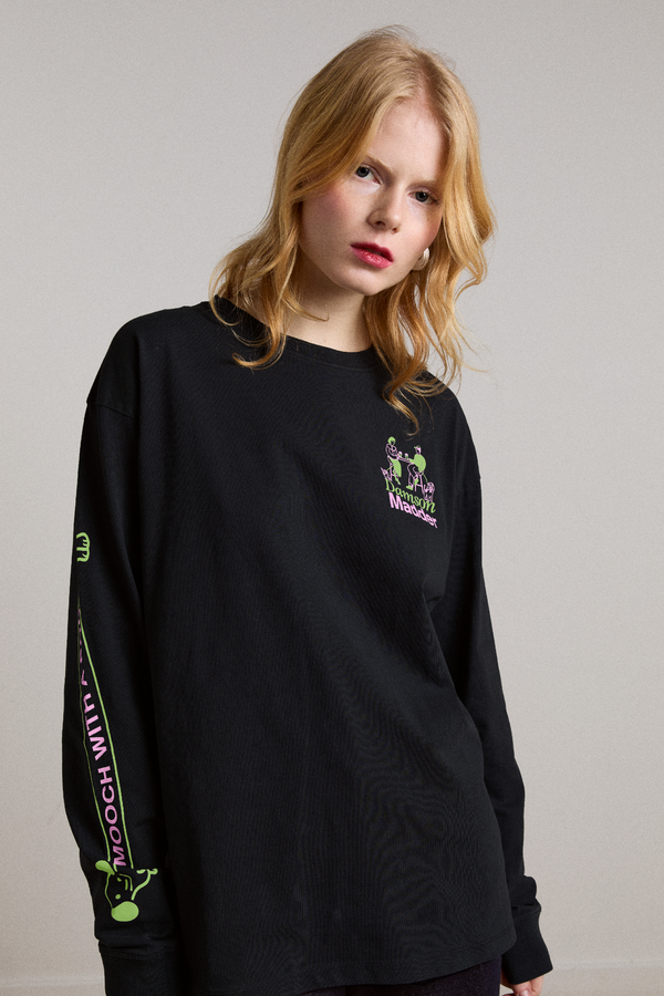 Damson Madder Sunday Strolls Long Sleeve Tee - Black