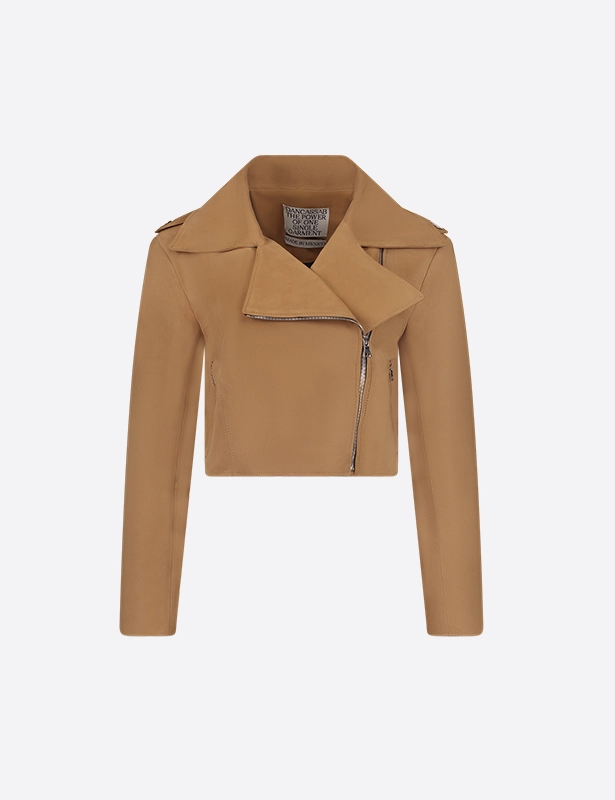 dancassab DANCASSAB Riley Brown