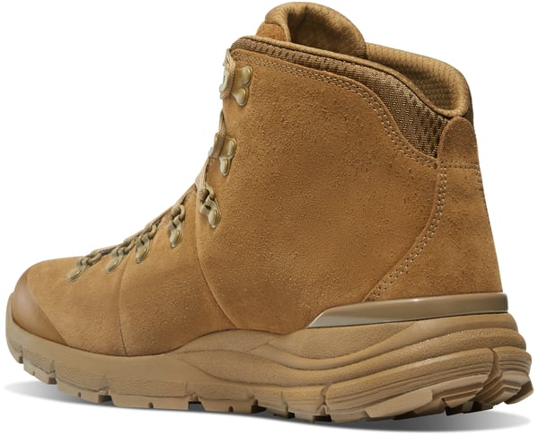 Danner Mountain 600