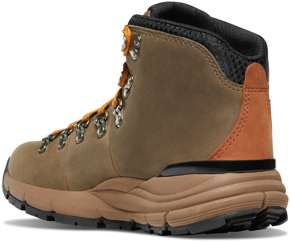 Danner Mountain 600