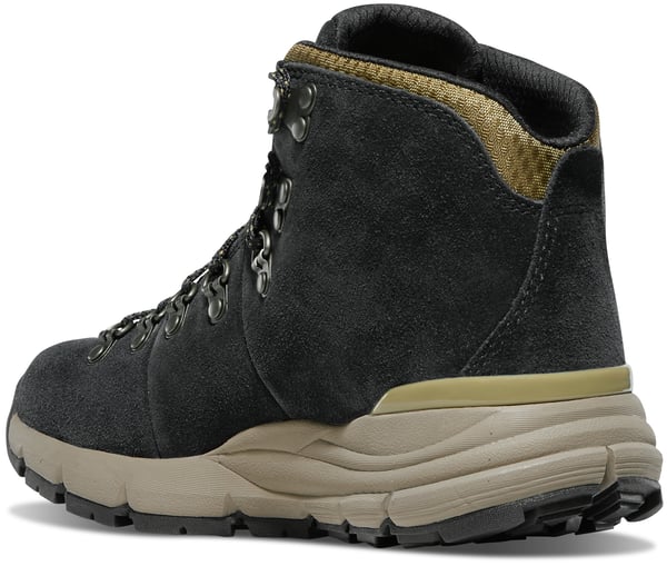 Danner Mountain 600