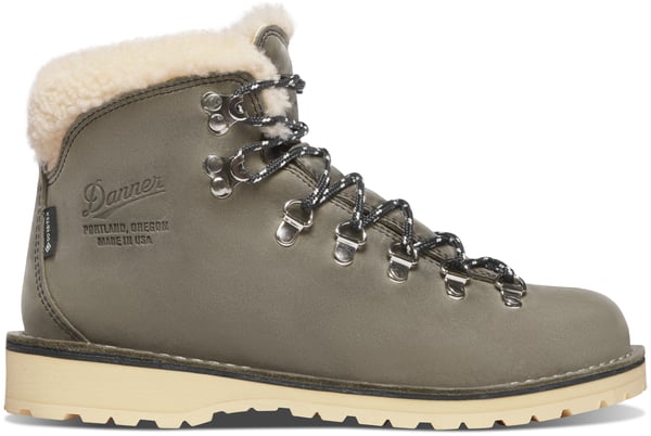 danner Mountain Pass Shearling