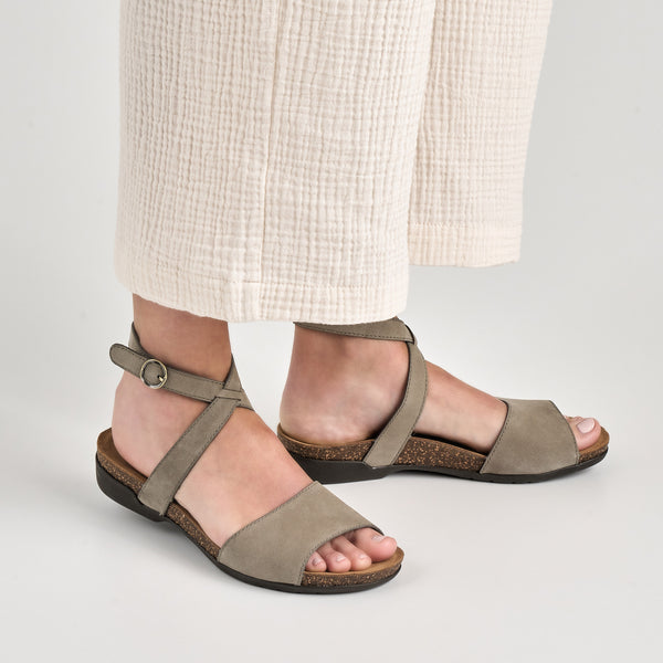Dansko Rafferty