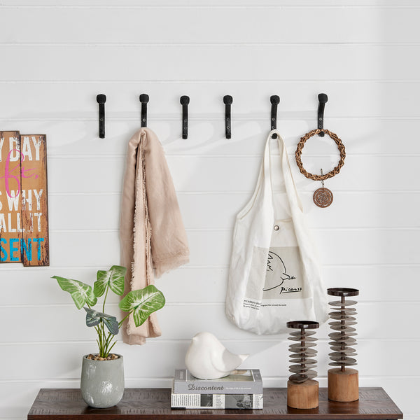 Danya B Black Cast Iron Railway Spike Wall Mount Hook Set (Set Of 6)