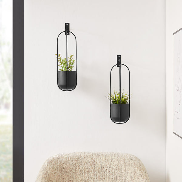 Danya B Walter 2-Piece Modern Black Metal Oval Hanging Planter Set With Chain Hanging Option