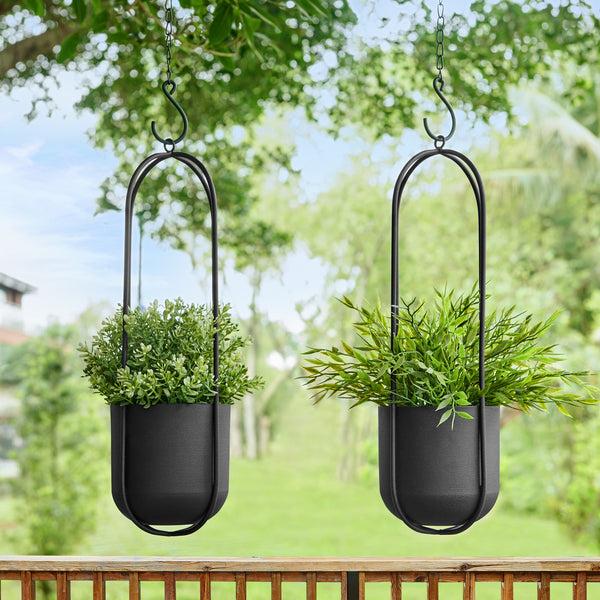 Danya B Walter 2-Piece Modern Black Metal Oval Hanging Planter Set With Chain Hanging Option