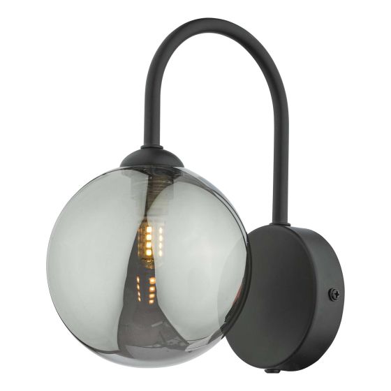 där lighting Eissa Wall Light Matt Black Smoked Glass