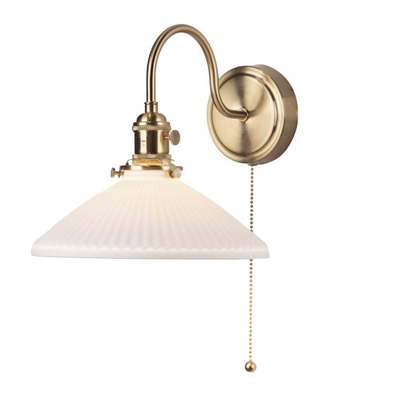 där lighting Hadano Wall Light Natural Brass & Ceramic Shallow Shade