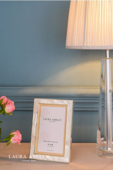 Där Lighting Laura Ashley Mother Of Pearl Photo Frame 4x6 Inch
