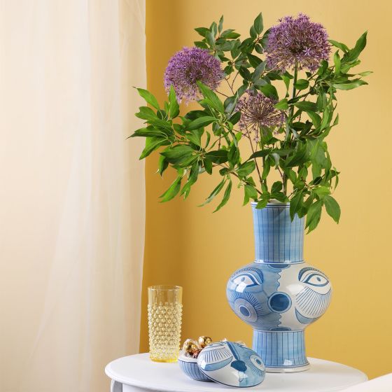 Där Lighting Picasso Ceramic Blue & White Vase With Face Print